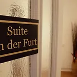 Suite An Der Furt